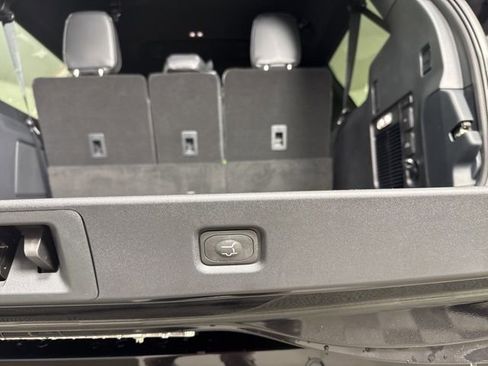 New 2025 Lincoln Navigator L Reserve w/ Jet Appearance Package image 29