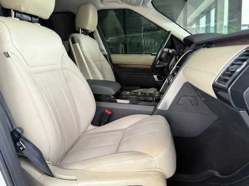 Used 2018 Land Rover Discovery HSE AWD/4WD image 33