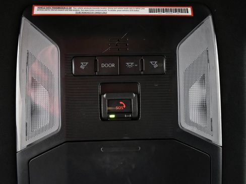 Certified 2022 Toyota RAV4 SE image 30