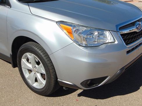 Used 2016 Subaru Forester 2.5i Limited AWD/4WD image 2