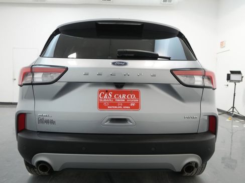 Used 2022 Ford Escape SEL image 8