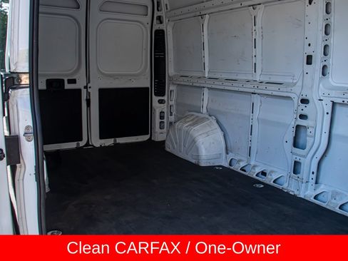 Used 2024 RAM ProMaster 2500 w/ Convenience Group FWD image 12