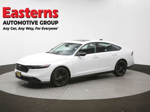 Used 2025 Honda Accord SE image 59