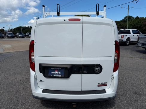 Used 2017 RAM ProMaster City Tradesman SLT w/ Rear Back-up Camera Group FWD image 4