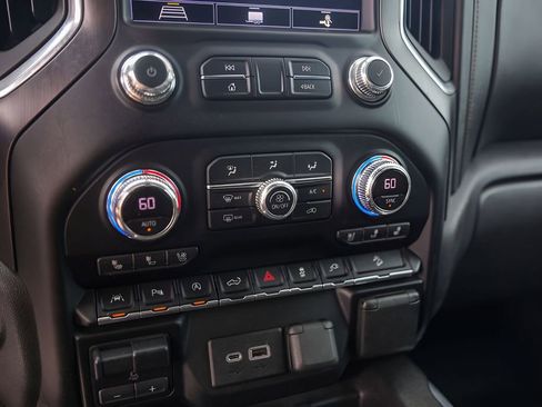 Used 2020 GMC Sierra 1500 AT4 w/ AT4 Premium Package AWD/4WD image 22