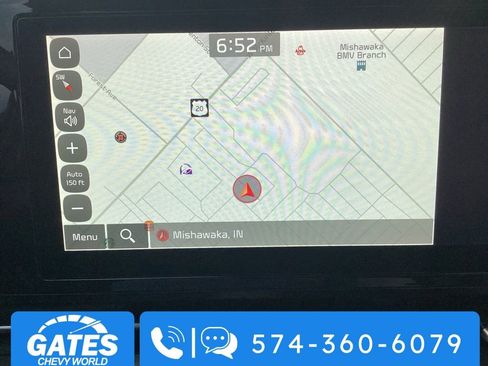 Used 2024 Kia Carnival EX image 20