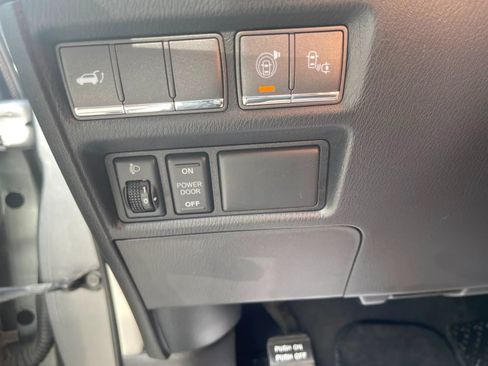 Used 2015 INFINITI QX80 4WD w/ Driver's Assistance Package image 23