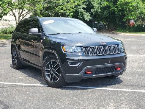 Used 2021 Jeep Grand Cherokee Trailhawk AWD/4WD image 36
