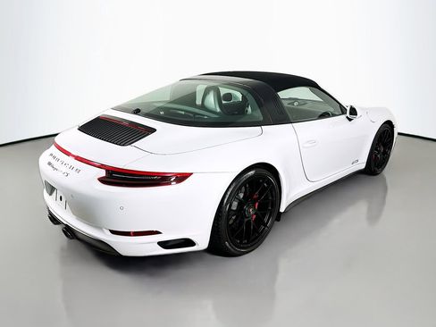 Certified 2019 Porsche 911 Targa 4 GTS AWD/4WD image 9