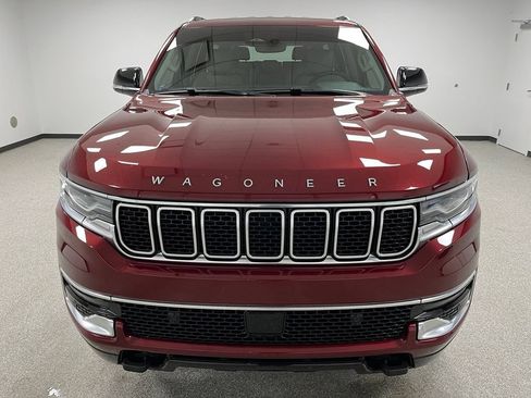 Used 2024 Jeep Wagoneer 4WD w/ HD Trailer Tow Package image 3