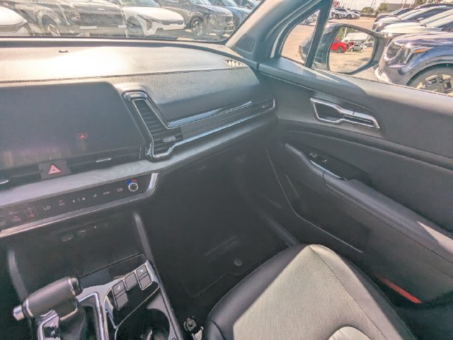 Certified 2023 Kia Sportage X-Line w/ X-Line Premium Package AWD/4WD image 17