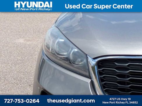 Used 2019 Kia Sorento L FWD image 9