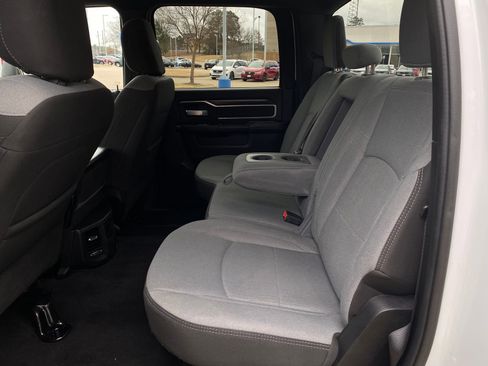 Used 2024 RAM 2500 Big Horn image 32