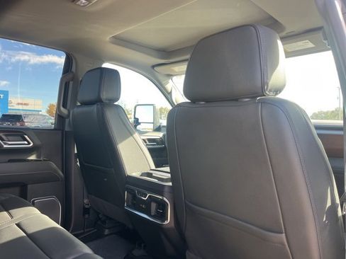 Used 2024 GMC Sierra 2500 Denali w/ Denali Reserve Package image 51