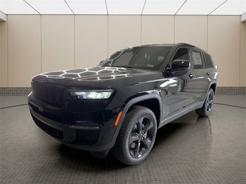 New 2025 Jeep Grand Cherokee L Limited w/ Luxury Tech Group II image 1
