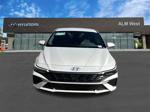 New 2026 Hyundai Elantra Blue image 2