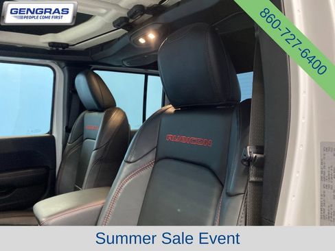 Used 2024 Jeep Gladiator Rubicon AWD/4WD image 10
