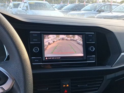 Certified 2023 Volkswagen Jetta Sport FWD image 23