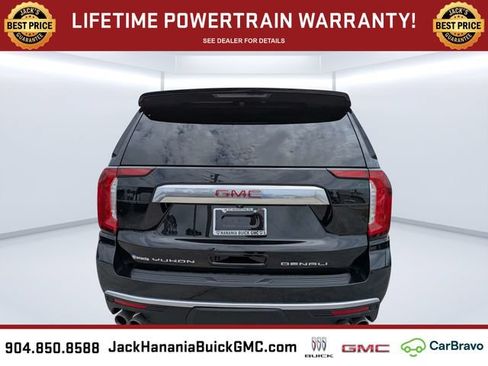 Used 2022 GMC Yukon Denali AWD/4WD image 4
