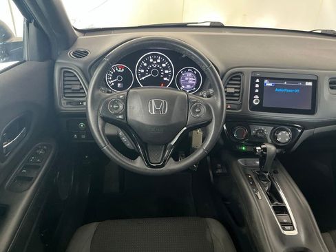 Used 2019 Honda HR-V Sport image 32