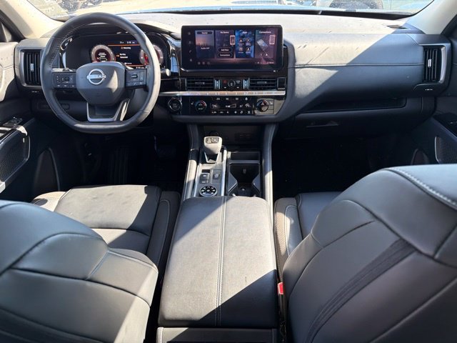Used 2026 Nissan Pathfinder SL AWD/4WD image 6