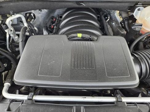 Used 2024 Chevrolet Silverado 1500 RST AWD/4WD image 30
