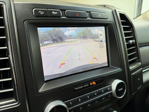 Used 2019 Ford Expedition Limited AWD/4WD image 19