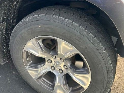 Used 2020 RAM 1500 Laramie AWD/4WD image 4