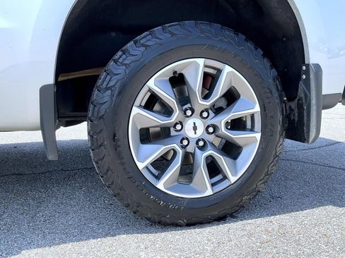 Used 2021 Chevrolet Silverado 1500 RST AWD/4WD image 23