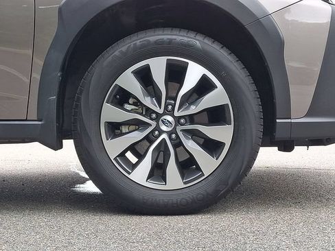 Used 2023 Subaru Outback Limited AWD/4WD image 8