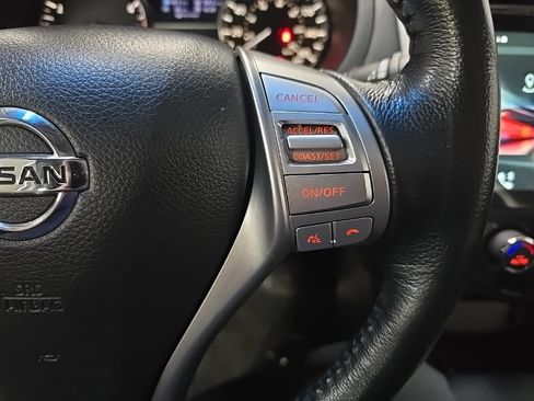 Used 2015 Nissan Altima 2.5 SV w/ Convenience Package FWD image 21