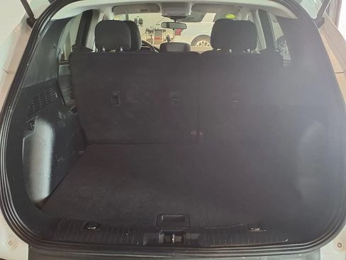 Used 2022 Ford Escape SE FWD image 7