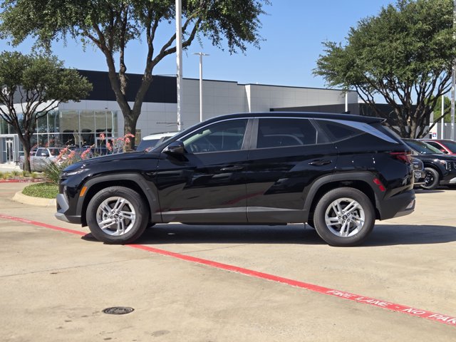 Used 2026 Hyundai Tucson SE FWD image 4