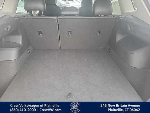 Certified 2025 Volkswagen Tiguan SE image 49