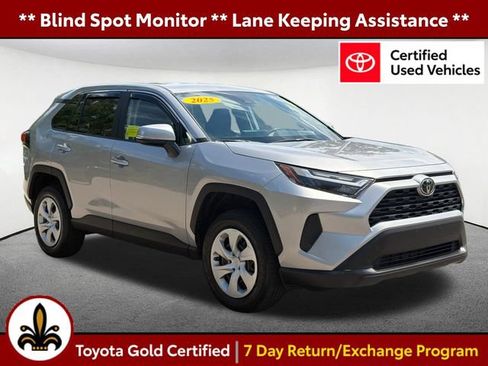 Certified 2025 Toyota RAV4 LE AWD/4WD image 1