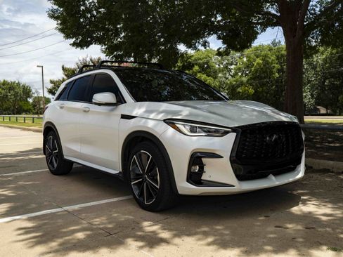 Used 2024 INFINITI QX50 Sport AWD/4WD image 2