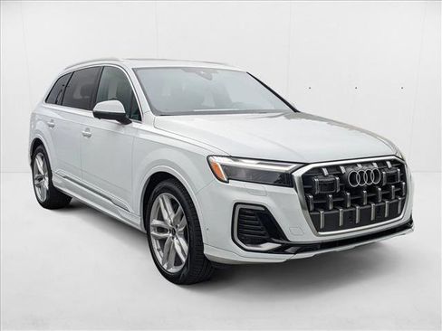 New 2025 Audi Q7 Premium Plus image 6