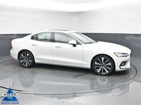 Used 2023 Volvo S60 B5 Ultimate w/ Climate Package image 1