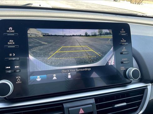 Used 2020 Honda Accord Sport image 25