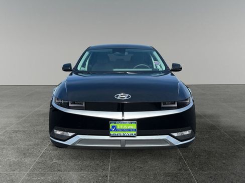 Used 2024 Hyundai Ioniq 5 SEL image 2