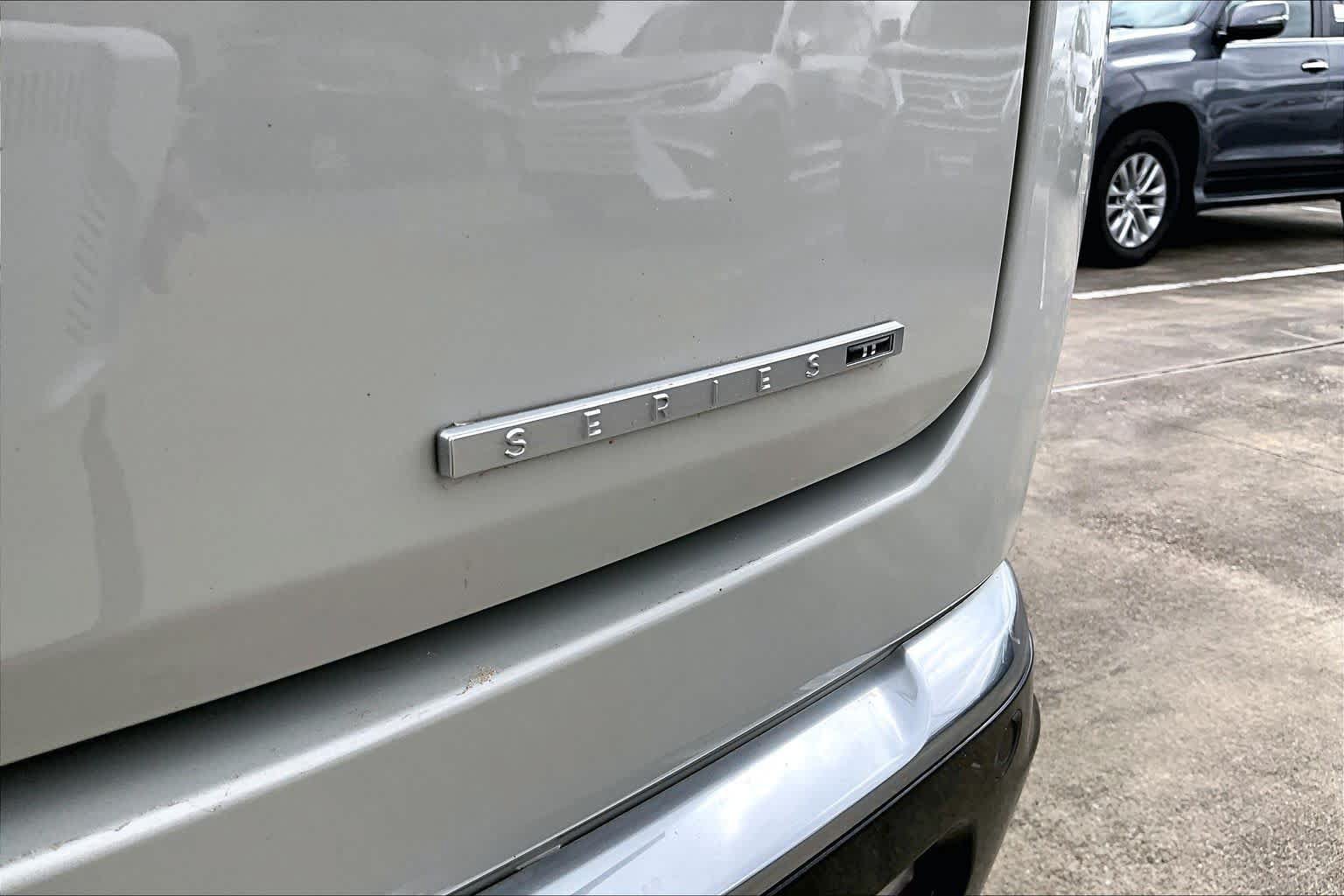 Used 2022 Jeep Wagoneer Series II w/ Convenience Group I AWD/4WD image 9