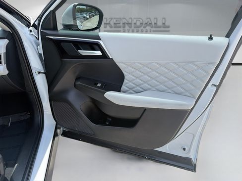 Used 2024 Mitsubishi Outlander SEL FWD image 31