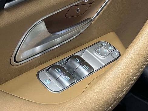 Certified 2024 Mercedes-Benz GLE 350 4MATIC image 16