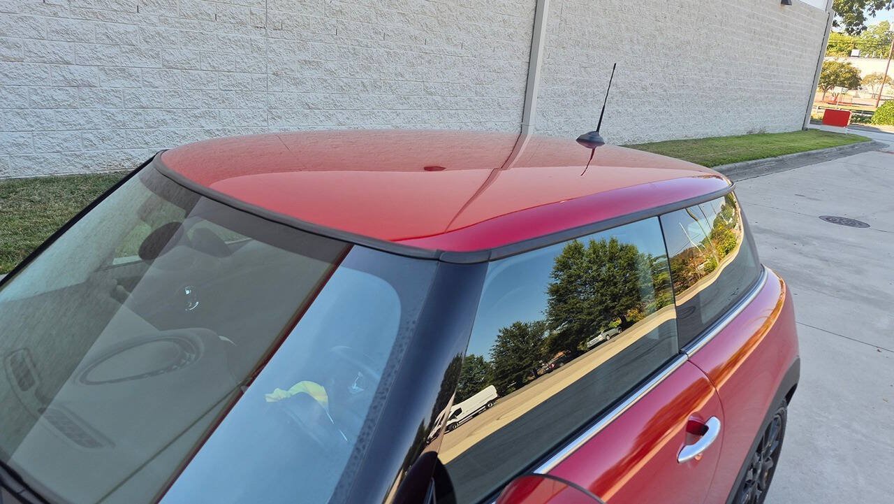 Used 2018 MINI Cooper 2-Door Hardtop FWD image 13