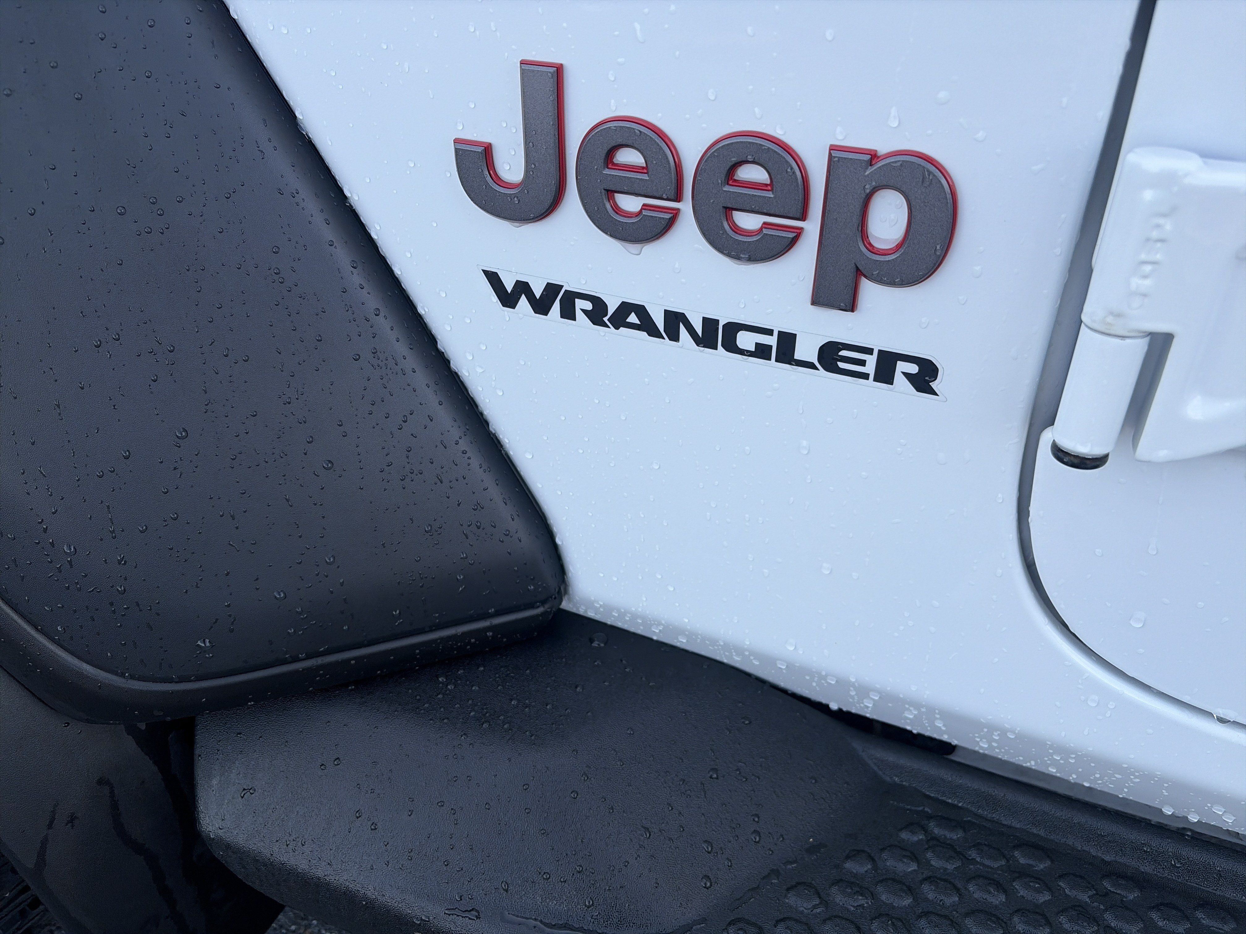 Used 2021 Jeep Wrangler Rubicon AWD/4WD image 10
