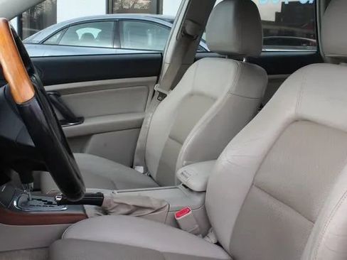 Used 2005 Subaru Outback 3.0R L.L. Bean image 35