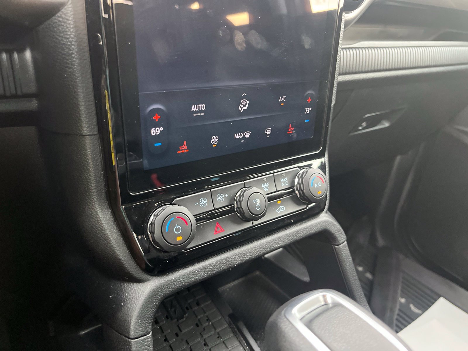 Used 2024 Ford Ranger XLT w/ Equipment Group 301A High RWD image 28