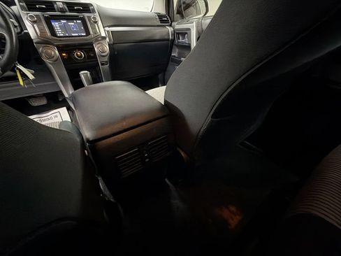 Used 2016 Toyota 4Runner SR5 RWD image 19
