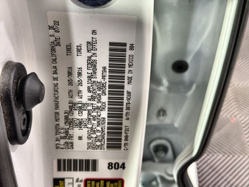 Used 2022 Toyota Tacoma TRD Off-Road image 47