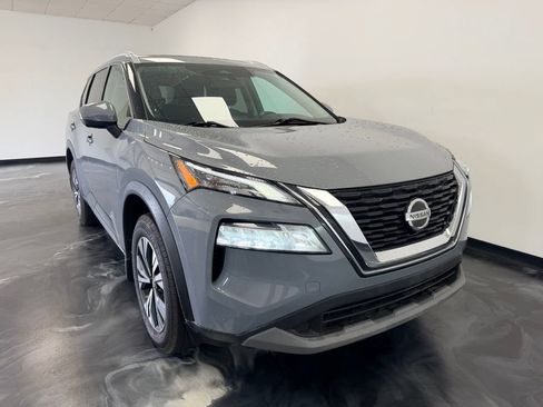 Used 2021 Nissan Rogue SV AWD/4WD image 25
